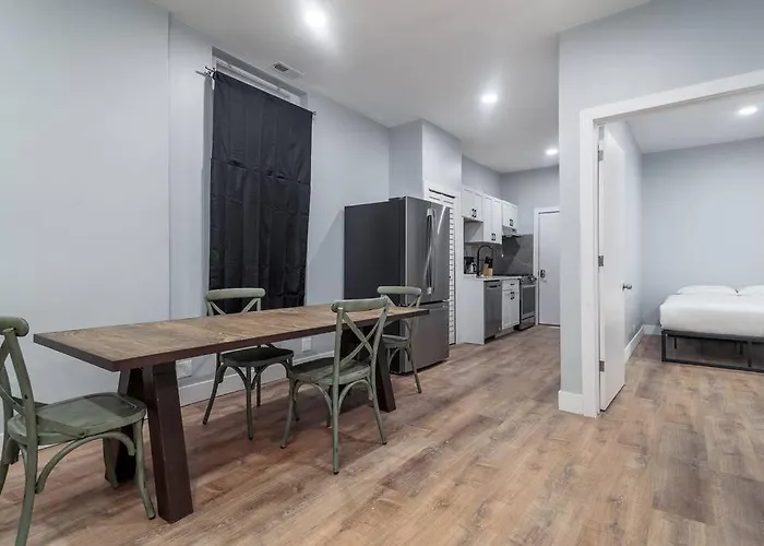 Mtm Fully Furnished In Old Town - 2 Beds * Chicago